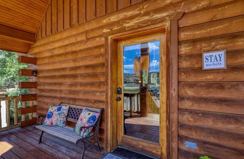 Pagosa Springs House | 403 Apache Street ("Rio Retreat")