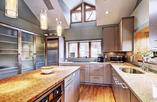 Baldy Mountain House | 4BR/3.5BA in Breckenridge with Hot Tub at 10 Southface.
