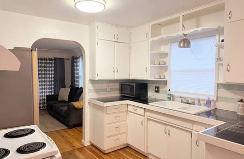 Brighton House | 4th Street Getaway