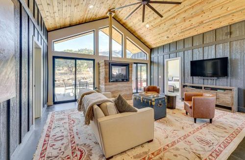 Zapata House | 5 Mi to Great Sand Dunes NP: Mountain Retreat!