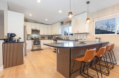 Allendale Area House | 5BR Spacious Home w Movie Theater, Games & Yard - Near Denver & Red Rocks