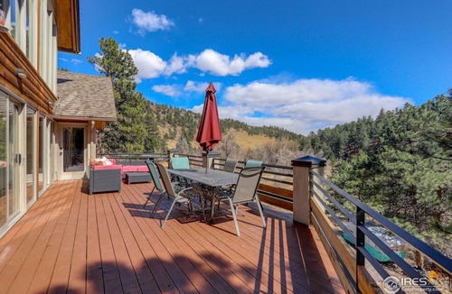 Boulder House | 6BR Mountain Retreat Pool Walk to Pearl St