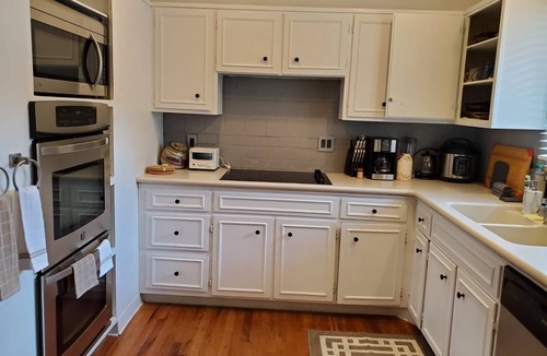 Southeast House | 7 bedrooms, 8 beds and 4 bathroom family house in Denver.