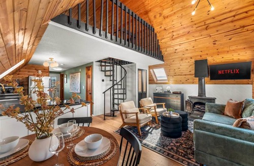 Cripple Creek House | A-Frame Cabin with Hot Tub and Epic Pikes Peak Views