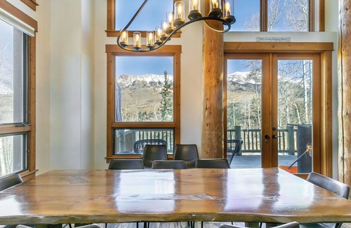 Mountain Village Cabin | Adams Ranch Retreat by Avantstay Free Shuttle 2 Mountain Village & Telluride Ski Resort!