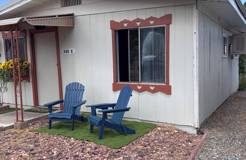 Grand Junction Cabin | Affordable Rustic Retreat 1-bedroom cabin near outdoor adventures in GJ, CO-AC