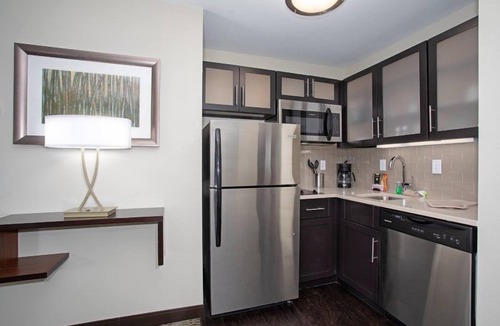 Littleton Condo | Air-Conditioned Suite | Free Daily Breakfast!