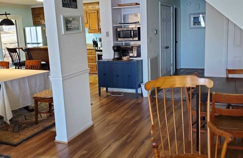 Eatonton House | Airy A-frame with WOW views! Private Dock! Hot-tub! Firepit! Canoe! PetsOK!