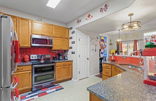 Thornton House | Alpha Cozy Home Game Arcade CorporateStays Welcome