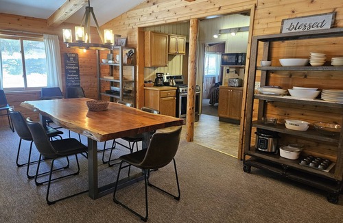 Nathrop Cabin | Alpine Cabin at Deer Valley Ranch. Family friendly w/resort amenities included