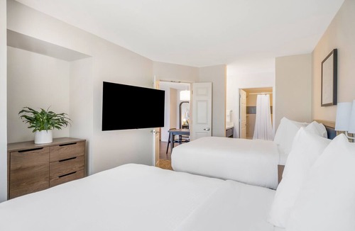 Acres Green Hotel | Always a Great Idea To Unwind! Near Rusty Sun Tennis Courts, w/Swimming Pool!