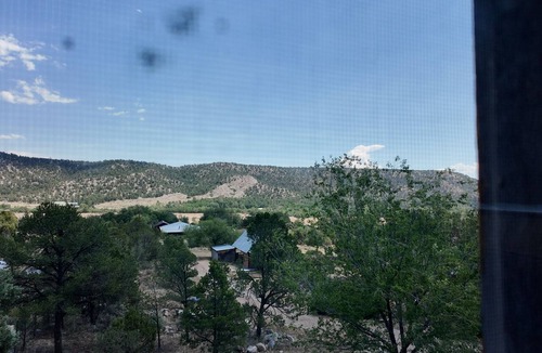 El Rito House | Artist Retreat~Forest Getaway~Adventurers~Hunters~Writers~Nature Lovers