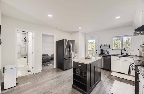 Shadow Mountain House | Aspen A-Frame Hot Tub Mountain Retreat Evergreen