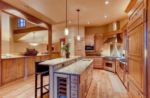 Corkscrew Flats House | Aspen Grove Chalet: Private Hot Tub, Fire Pit, Pet-Friendly, Near Downtown