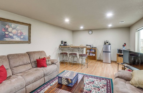 Aurora Apartment | Aurora Retreat Near Anschutz Medical Campus