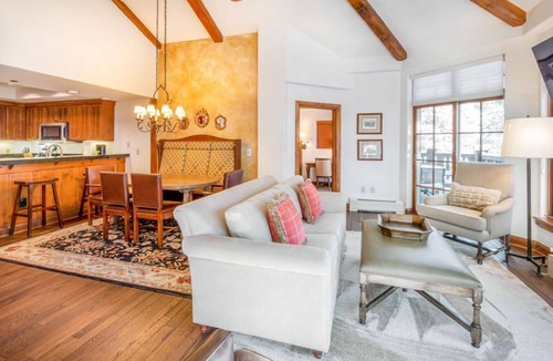 Vail Condo | Austrian Condo Vail Village, Breakfast, Daily Housekeeping Parking 3 Bed, 3 Bath