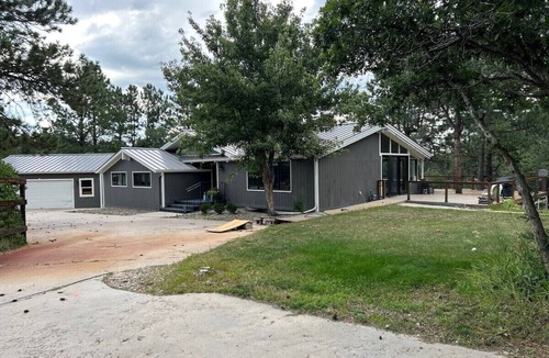 Peregrine House | Beautiful 3.5 Acre Private Mountain House Just South of Air Force Academy