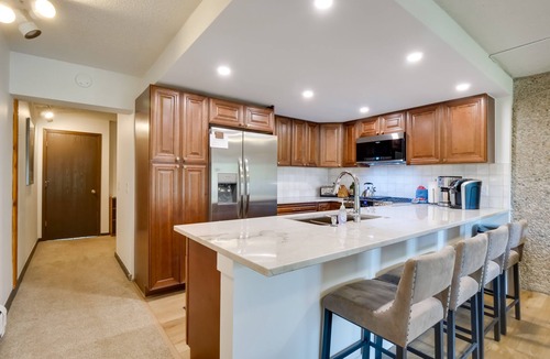 Breckenridge House | Beautiful Breck Townhome w/Pool: 1 Mi to Main St!
