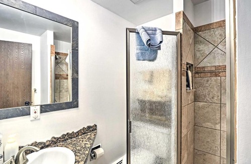 Breckenridge House | Beautiful Breck Townhome w/Pool: 1 Mi to Main St!
