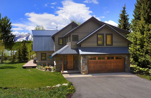 Mount Crested Butte House | Beautiful home in Meridian Lake Park neighborhood just mins from the slopes