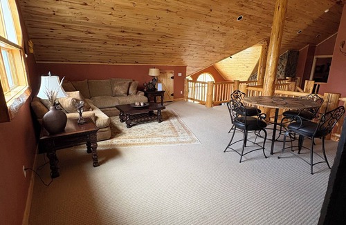 Whitepine House | Beautiful mountain home, just outside Gunnison. Near national forest.