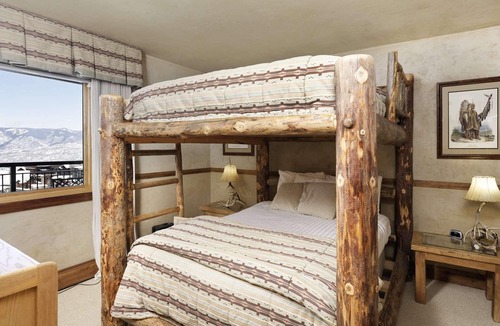 Snowmass Village Condo | Beautiful Snowmass Getaway! Scenic Views, Balcony, Pool, Hot Tub, Gas FP, Elevator & Trail Access