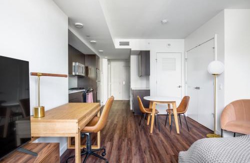 Belltown Apartment | Belltown Studio w Gym WD Roof Lounge nr SLU SEA-86