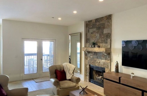 Mountain Village Condo | Best Ski In Ski Out in Mountain Village/Telluride