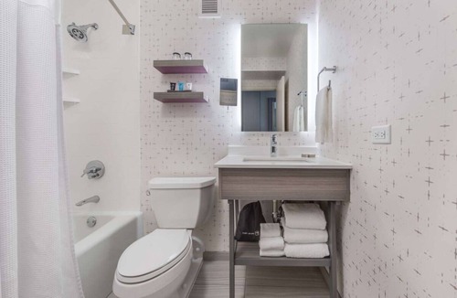 Downtown Denver Hotel | Best Value, Quality Stay! Short Drive to Denver Botanic Gardens, Pet-Friendly
