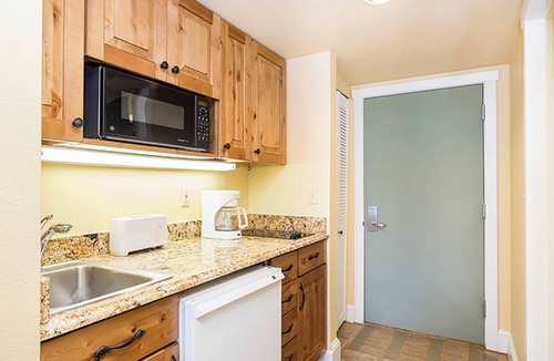 Mountain Village Apartment | Blue Mesa Lodge 32A by Avantstay Located In The Heart Of Mountain Village w/Prime Skiing Access