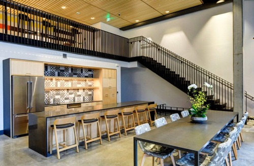 Wilburton Apartment | Blueground | Wilburton, rooftop, nr Bellevue Park