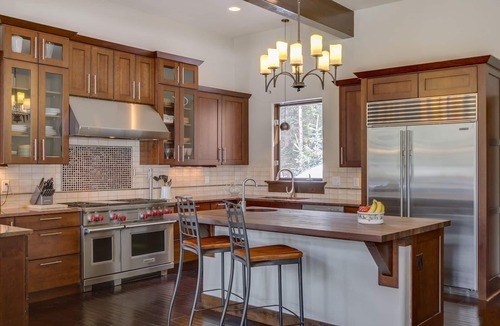 Blue River House | Breckenridge Modern Luxury Home with Hot Tub, Minutes to Slopes, Sleeps 10