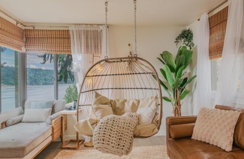 Rollingbay House | Bremerton Waterfront Views