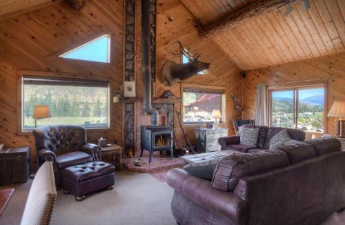 Creede House | Bristol Head Acres Rustic Cabin
