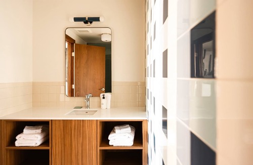 Hale Apartment | Cactus Bloom Retreat | La Vista Motel | 206