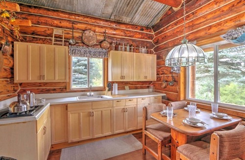 Glenwood Springs Cabin | Caribou Cabin in Glenwood Canyon on Sheep Ranch