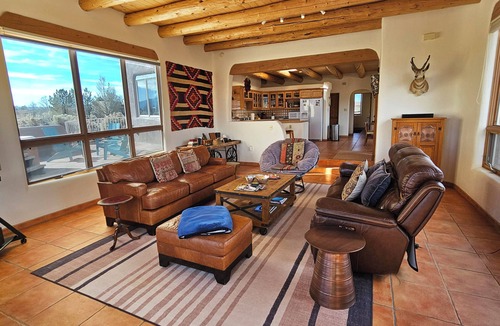 El Prado House | Casa del Gavilan panoramic view patio hot tub wireless wifi fireplace