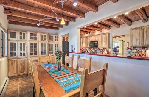Southside House | 'Casa Rosita' Home, 3 Mi to Santa Fe Plaza!