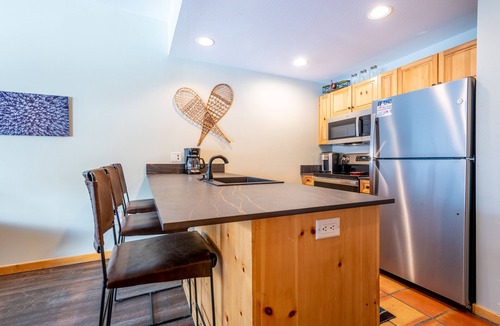 Copper Mountain Village Condo | Center Village One Bedroom, Free Wifi, Free Underground Parking