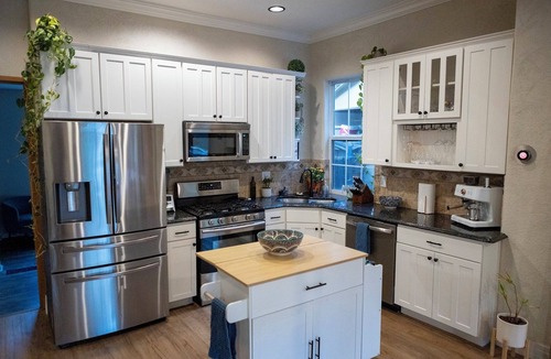 Jefferson Park House | Central Denver Family Stay. Close to Stadiums, Parks & Dining