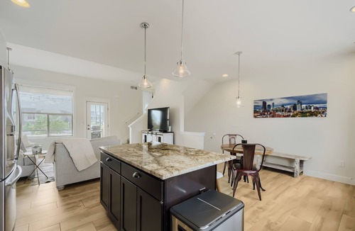 Northfield House | Central Park Townhome | 30-Day+ | Pets & Garage, Utilities included