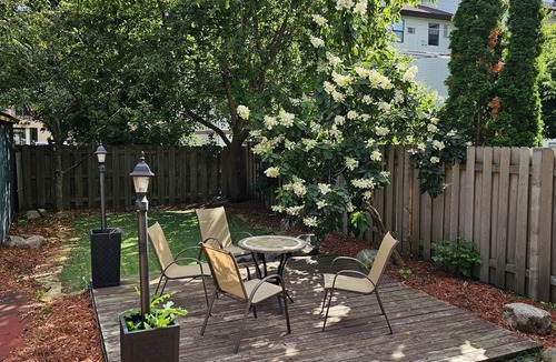 Summit - University House | Charming 2-bedroom house with plenty amenities on Saint Paul's Cathedral Hill.