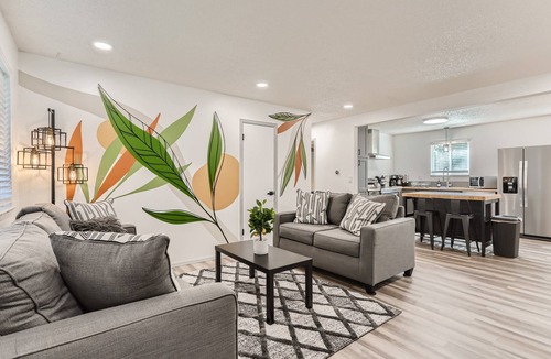 Wheat Ridge House | Charming 2-bedroom house with AC, WiFi in marvelous Wheat Ridge