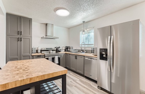Wheat Ridge House | Charming 2-bedroom house with AC, WiFi in marvelous Wheat Ridge