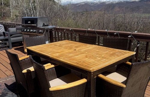 Brush Creek Village House | Charming 3 Bedroom family house with hot tub on 2 acres panoramic views