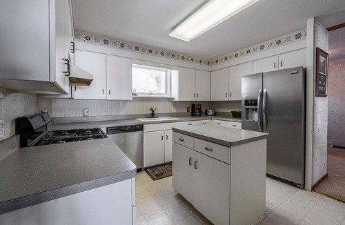 Waverly Cabin | Charming 4 bedroom cabin on quiet lake with great fishing!