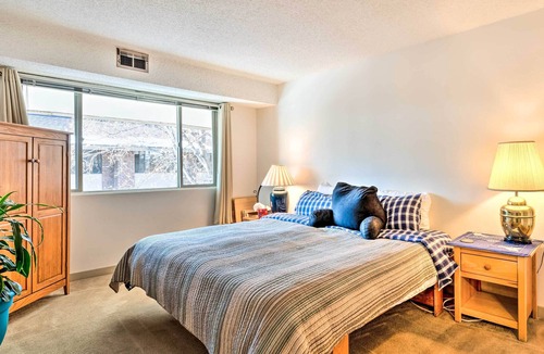 Park East Condo | Charming Boulder Condo < 4 Mi to Downtown!