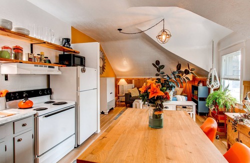 Capitol Hill House | Charming Carriage House in Capital Hill