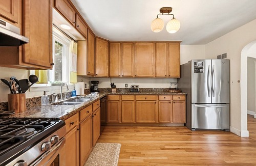 Greeley House | Charming Historic Cottage Cozy Family Getaway!
