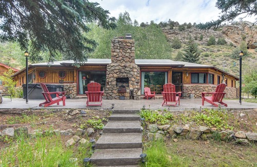 Idaho Springs Cottage | Charming Idaho Springs Retreat on Chicago Creek!